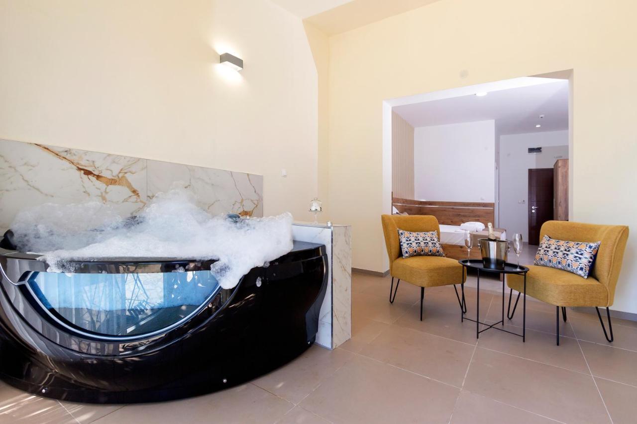 Green Space Hotel Ohrid Bagian luar foto