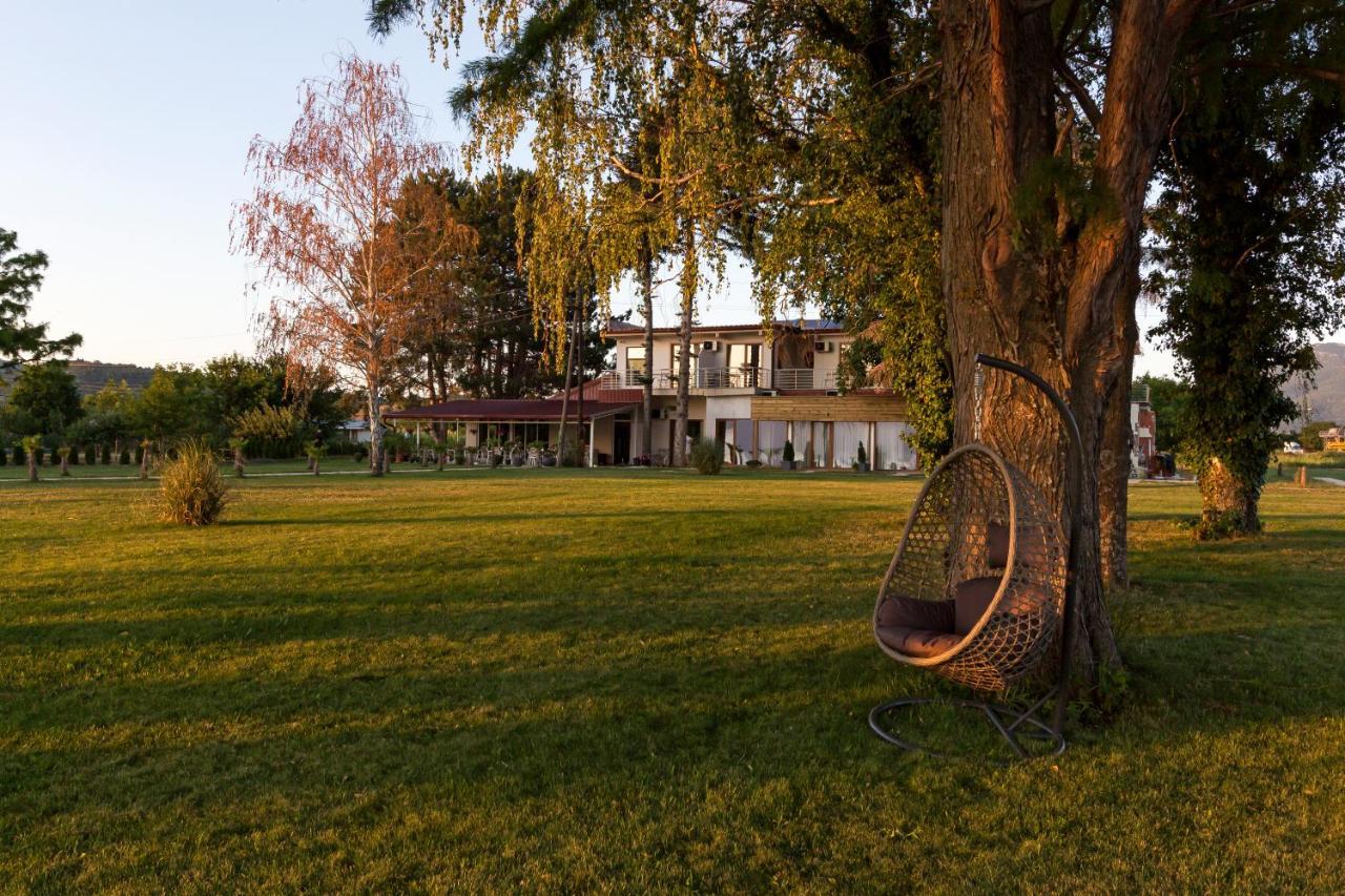 Green Space Hotel Ohrid Bagian luar foto