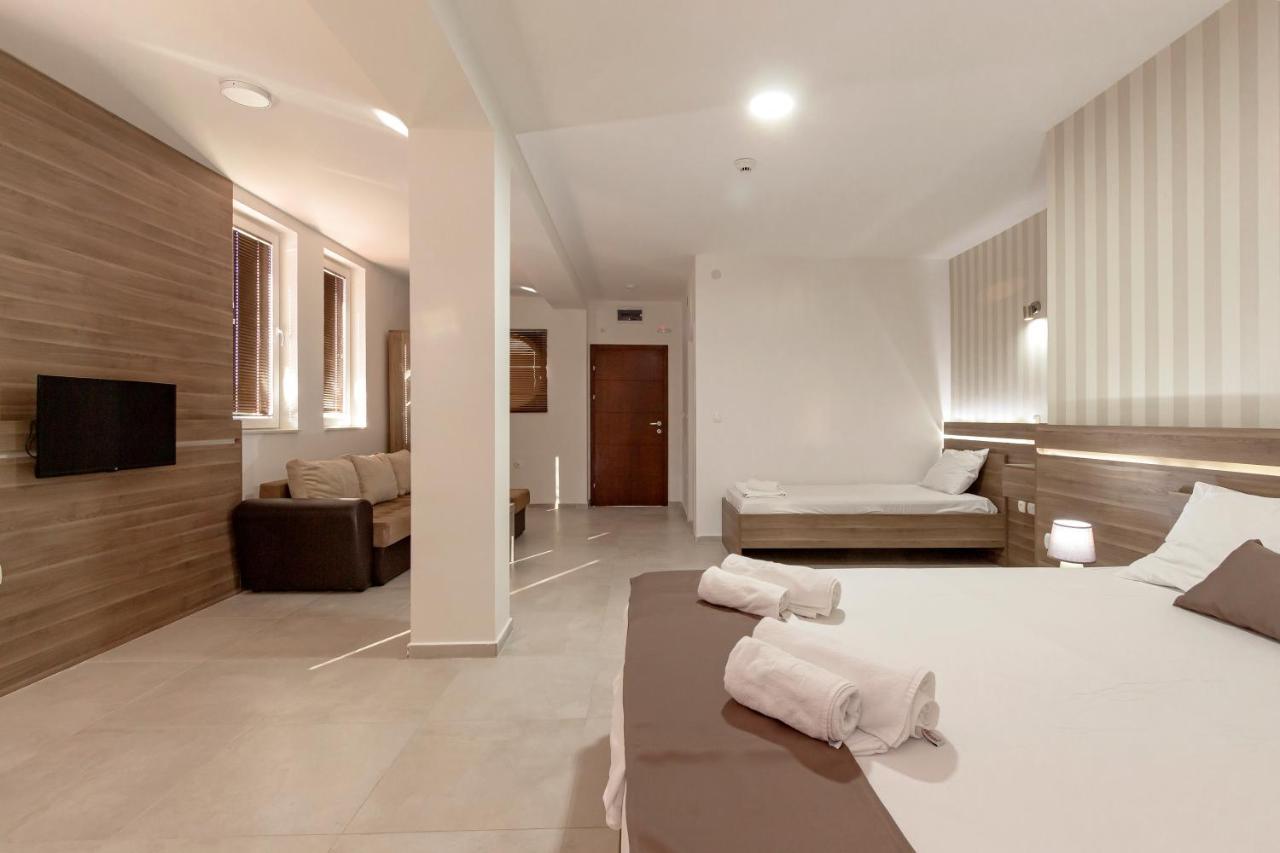 Green Space Hotel Ohrid Bagian luar foto